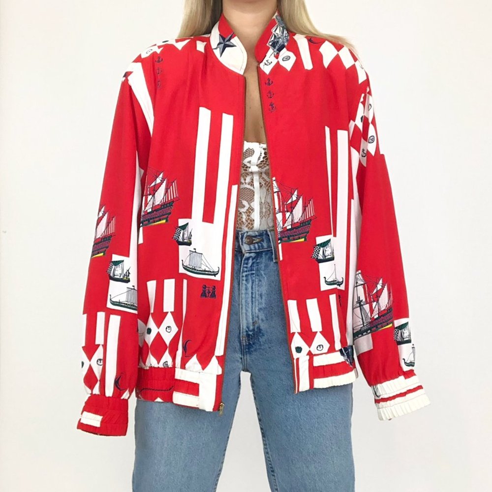 Beautiful vintage, made in the USA, nautical lightweight bomber style jacket!